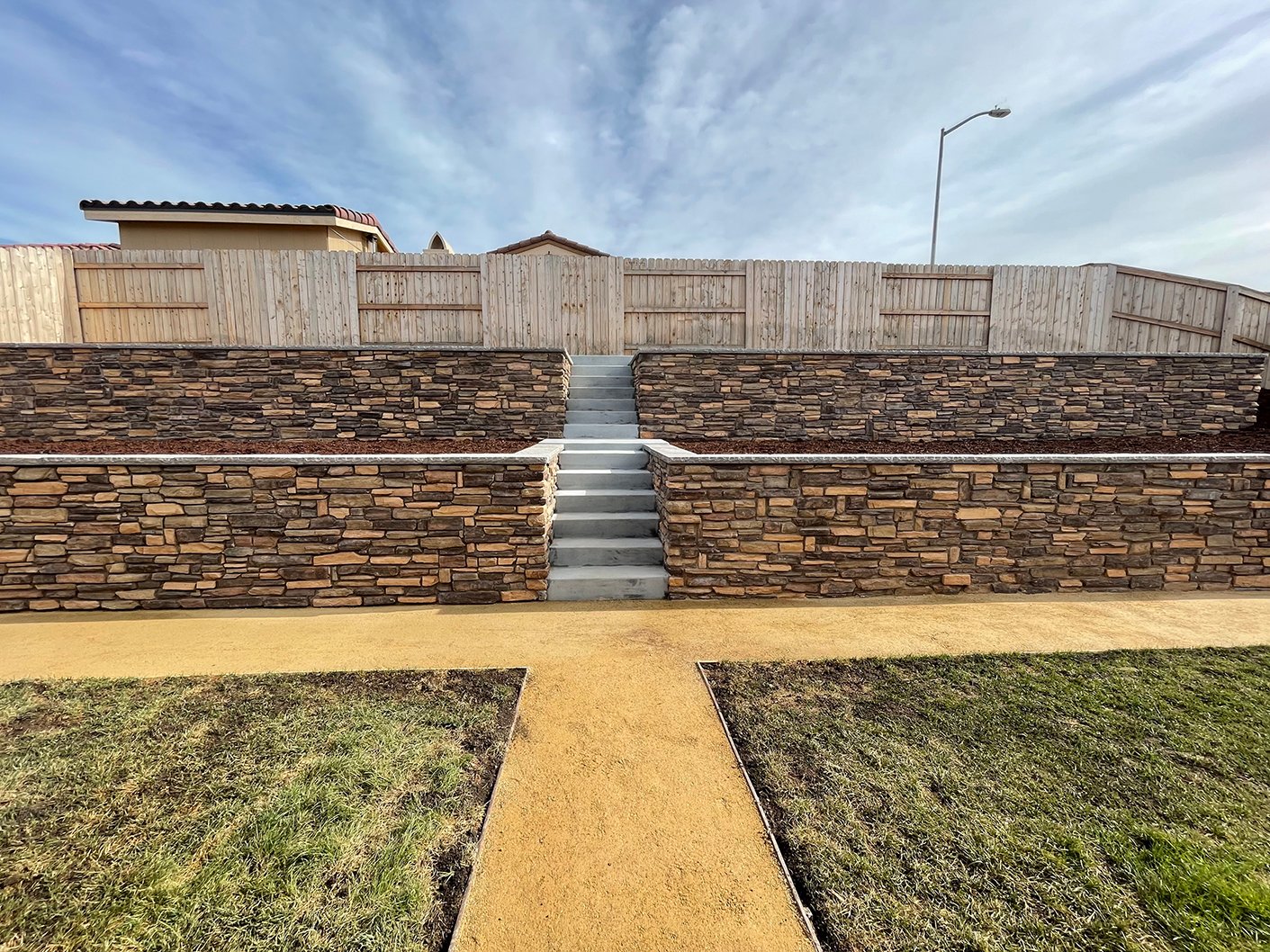 Retaining wall and patio construction in Santa Maria