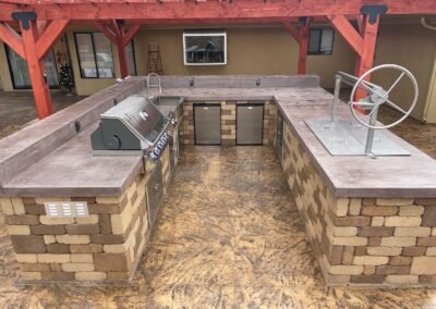 Outdoor kitchen build